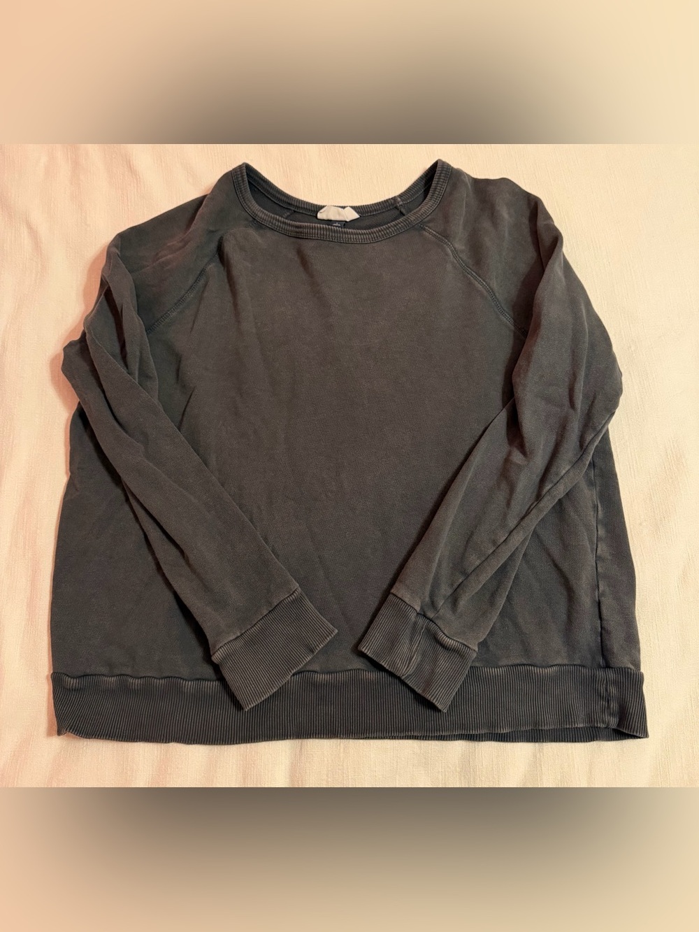 Universal Thread Women's Crewneck Sweater - Charcoal